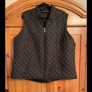 New without tags black quilted vest